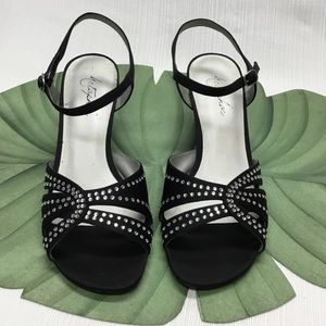 Metaphor New Black Low Heels With Rhinestones